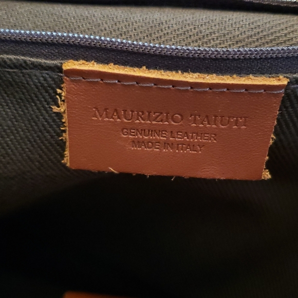 Gorgeous leather shoulder bag - Picture 7 of 14